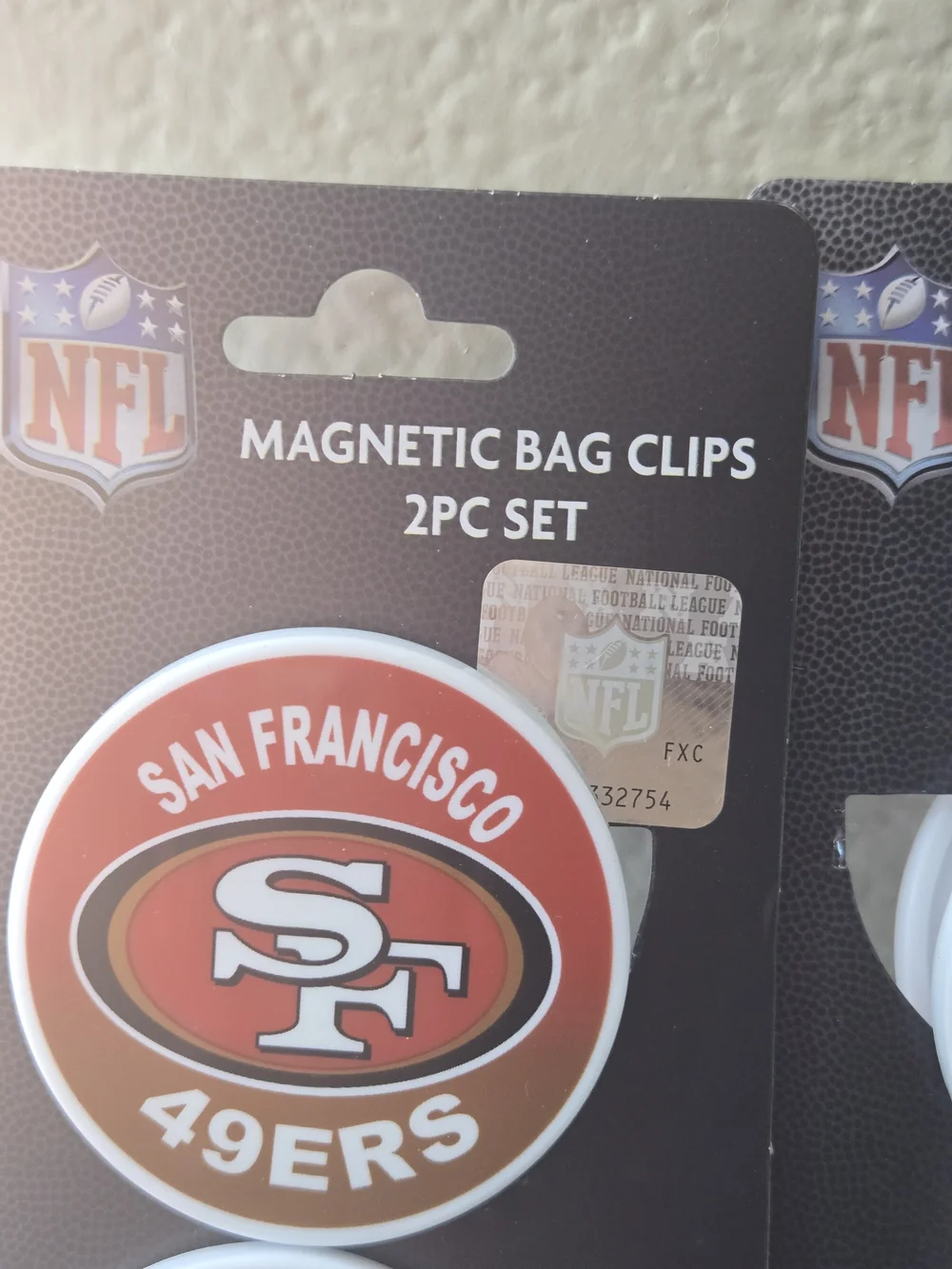 NFL San Francisco 49ers 2 Pack Magnetic Clip Set - Red & Gold